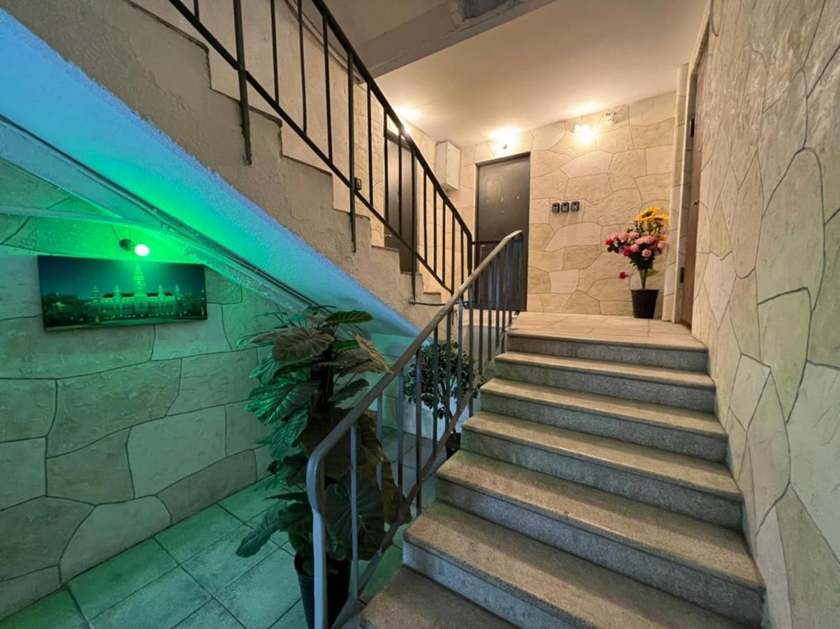 Central Park Apartments In Tbilisi Esterno foto